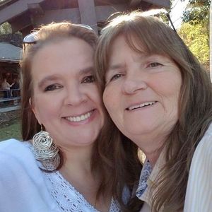 Meet your Posher, Cheri